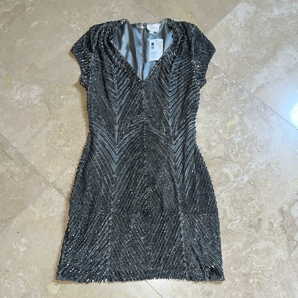 Parker Dresses & Skirts - 💕NWT Gorgeous dress 💕